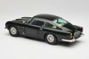 Aston Martin DB5 California Žajbljeva Chrono 1:18 H1001 Kovina – slika 7 od 8