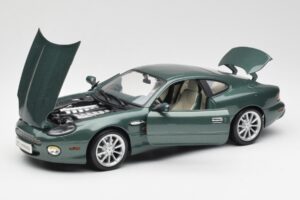 Aston Martin DB7 Vantage Zelena Maisto 1:18 36880 Kovina – slika 2 od 8