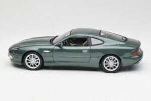Aston Martin DB7 Vantage Zelena Maisto 1:18 36880 Kovina – slika 4 od 8