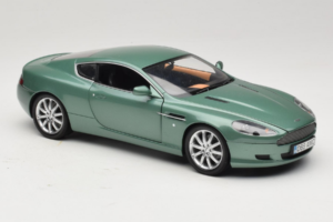 Aston Martin DB9 Zelena Minichamps 1:18 150137322 Kovina – slika 6 od 8