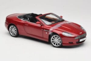 Aston Martin DB9 Volante Rdeč Solido 1:18 8163 Kovina – slika 6 od 8