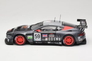 Aston Martin DBR9 GT1 #59 Team Modena A. Garcia / J. Menten / C. Fittipaldi 24 Hours of Le Mans 2006 Solido 1:18 80014 Kovina – slika 4 od 8