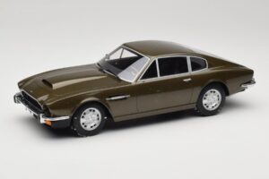 Aston Martin DBS Olive Zelena CMR 1:18 CMR003 Kovina