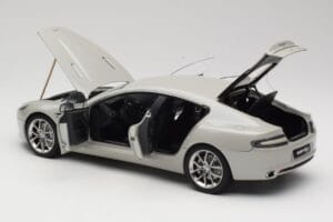 Aston Martin Rapide S Silver Fox AUTOart 1:18 70258 Kovina – slika 5 od 8