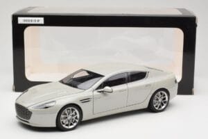 Aston Martin Rapide S Silver Fox AUTOart 1:18 70258 Kovina – slika 8 od 8