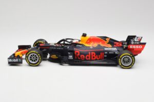 Aston Martin Red Bull Racing RB15 #33 M. Verstappen Winner Brazil GP 2019 Minichamps 1:18 110191933 Kovina – slika 3 od 6