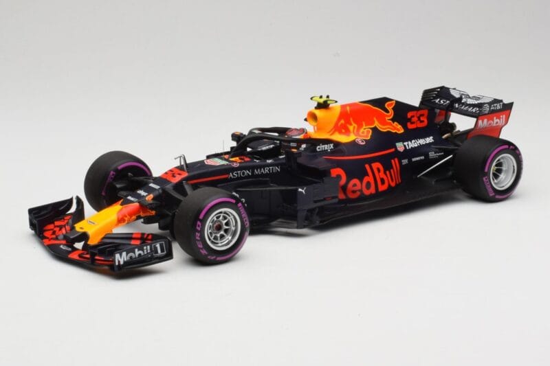 Aston Martin Red Bull Racing RB14 Tag Heuer #33 M. Verstappen Mexican GP 2018 Minichamps 1:18 110181933 Kovina