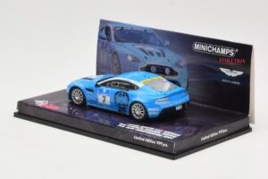 Aston Martin V12 Vantage #7 U. Bez / Porritt / R. Meaden / Mathai 24 Hours Nurburgring 2009 Minichamps 1:43 437091307 Kovina – slika 3 od 4