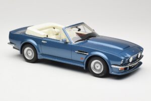 Aston Martin V8 Volante Modra GT Spirit 1:18 GT128 Smola – slika 4 od 6