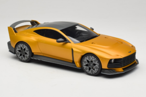 Aston Martin Valiant Auric Gold Metallic GT Spirit 1:18 GT546 Smola – slika 4 od 6