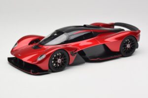 Aston Martin Valkyrie AMR Pro Hyper Red TopSpeed 1:18 TS0539 Kovina