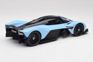 Aston Martin Valkyrie Racing Moder GT Spirit 1:18 GT915 Smola – slika 2 od 6