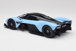 Aston Martin Valkyrie Racing Moder GT Spirit 1:18 GT915 Smola – slika 5 od 6
