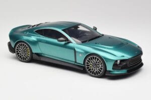 Aston Martin Valour Racing Green GT Spirit 1:18 GT480 Smola – slika 4 od 6