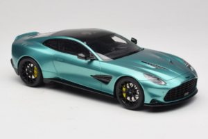 Aston Martin Vanquish Green Metallic GT Spirit 1:18 GT551 Smola – slika 4 od 6