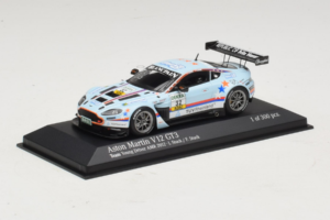 Aston Martin Vantage V12 GT3 #32 J. Stuck ADAC GT Masters 2012 Minichamps 1:43 437121332 Kovina – slika 2 od 5