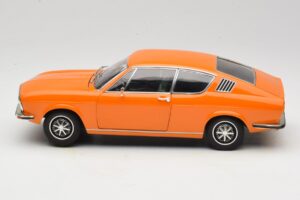Audi 100 C1 Coupe S Oranžna Anson 1:18 30402 Kovina – slika 4 od 8
