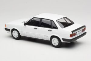 Audi 80 B2 GTE Bel MCG 1:18 MCG18527 Kovina – slika 5 od 6