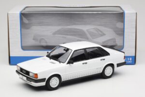 Audi 80 B2 GTE Bel MCG 1:18 MCG18527 Kovina – slika 6 od 6