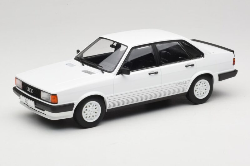 Audi 80 B2 GTE Bel MCG 1:18 MCG18527 Kovina