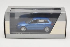 Audi A3 8P Sportback Mauritius Blue Minichamps 1:43 5010403033 Kovina – slika 4 od 4