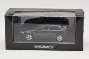 Audi A3 8P Black Metallic Minichamps 1:43 12000 Kovina – slika 4 od 4