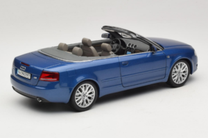 Audi A4 B6 Kabriolet Moder Norev 1:18 5010504325 Kovina – slika 3 od 9