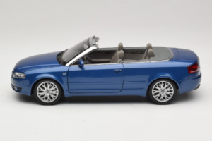 Audi A4 B6 Kabriolet Moder Norev 1:18 5010504325 Kovina – slika 4 od 9