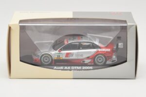 Audi A4 B6 #19 Sonax F. Stippler Joest Racing DTM 2005 Minichamps 1:43 5020500803 Kovina – slika 4 od 4