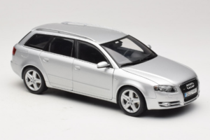 Audi A4 B7 3.2 Quattro Avant Srebrna Minichamps 1:18 5010404215 Kovina – slika 6 od 8