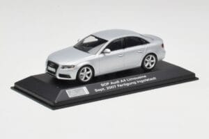 Audi A4 B8 3.2 Quattro Ice Srebrna Minichamps 1:43 5010704113 Kovina – slika 2 od 4