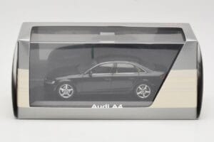 Audi A4 B8 3.2 Quattro Phantom Black Minichamps 1:43 5010704133 Kovina – slika 4 od 4
