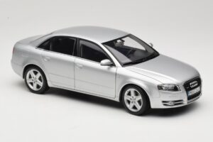 Audi A4 B8 3.2 Quattro Srebrna Minichamps 1:18 5010404115 Kovina – slika 6 od 8