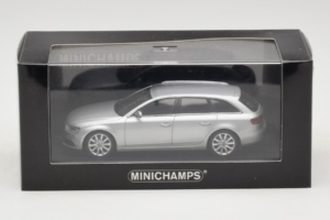 Audi A4 B8 Avant Ice Silver Minichamps 1:43 5011204213-R1 Kovina – slika 4 od 4