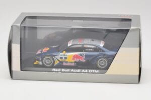 Audi A4 B8 #2 Red Bull M. Tomczyk DTM 2008 Minichamps 1:43 5020800133 Kovina – slika 4 od 4