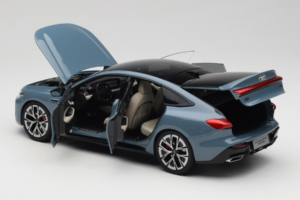 Audi A5L Sportback Sivkasto Modra OEM 1:18 ZAM60004B Kovina – slika 5 od 8