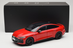 Audi A5L Sportback Rdeč OEM 1:18 ZAM60004A Kovina – slika 8 od 8