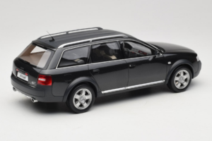 Audi A6 C5 Allroad quattro Brilliant Black Otto 1:18 OT1189 Smola – slika 2 od 6