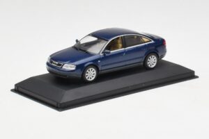Audi A6 C5 Temno Modra Minichamps 1:43 132093 Kovina – slika 2 od 4