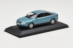 Audi A6 C5 Svetlo Modra Minichamps 1:43 AUDI004 Kovina – slika 2 od 4