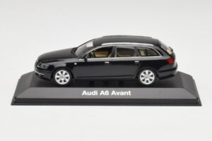 Audi A6 C6 Avant Phantom Črna Minichamps 1:43 5010406233 Kovina