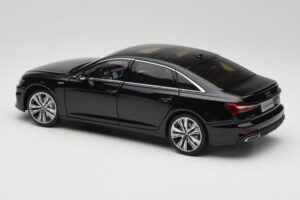 Audi A6L C8 Črn Paudi Model 1:18 42499 Kovina – slika 7 od 8