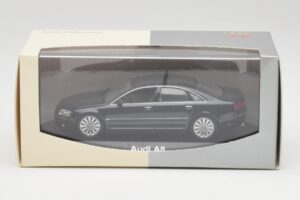 Audi A8 D3 Mauritius Modra Metallic Minichamps 1:43 5010508123 Kovina – slika 4 od 4