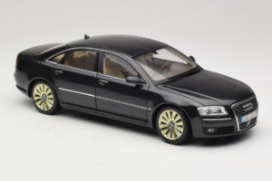 Audi A8 D3 W12 Črn Kyosho 1:18 5010508135 Kovina – slika 6 od 8