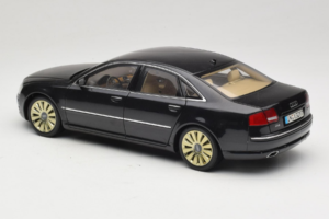 Audi A8 D3 W12 Črn Kyosho 1:18 5010508135 Kovina – slika 7 od 8