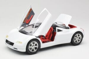 Audi Avus Quattro Alpine White Revell 1:18 08913 Kovina – slika 2 od 8