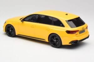 Audi RS4 B9 Avant 25. Obletnica Vegas Rumen GT Spirit 1:18 GT935 Smola – slika 5 od 6