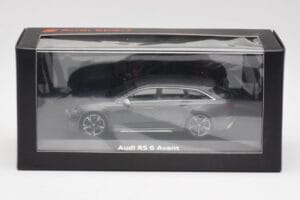 Audi RS6 C8 Avant Siv Metalik Minichamps 1:43 5012016231 Kovina – slika 4 od 4