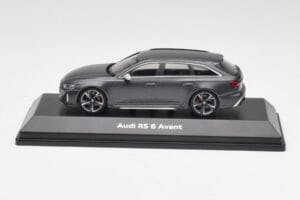 Audi RS6 C8 Avant Siv Metalik Minichamps 1:43 5012016231 Kovina