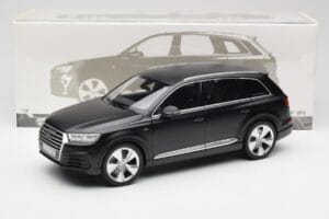 Audi Q7 4M Mat Črna Minichamps 1:18 110014001 Kovina – slika 8 od 8